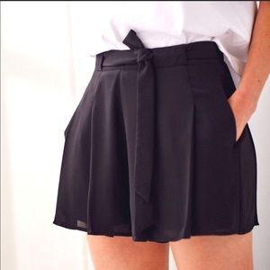 Sunday Best by Aritzia Westley Short